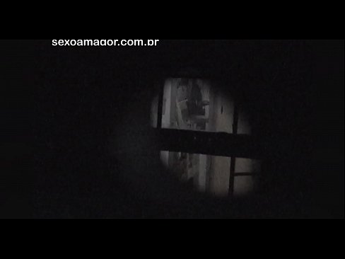 ❤️ Si Blondie ay lihim na nakunan ng video ng isang voyeur ng kapitbahayan na nakatago sa likod ng mga guwang na brick ❤ Magandang porn sa porn tl.tukifporno.ru ❌